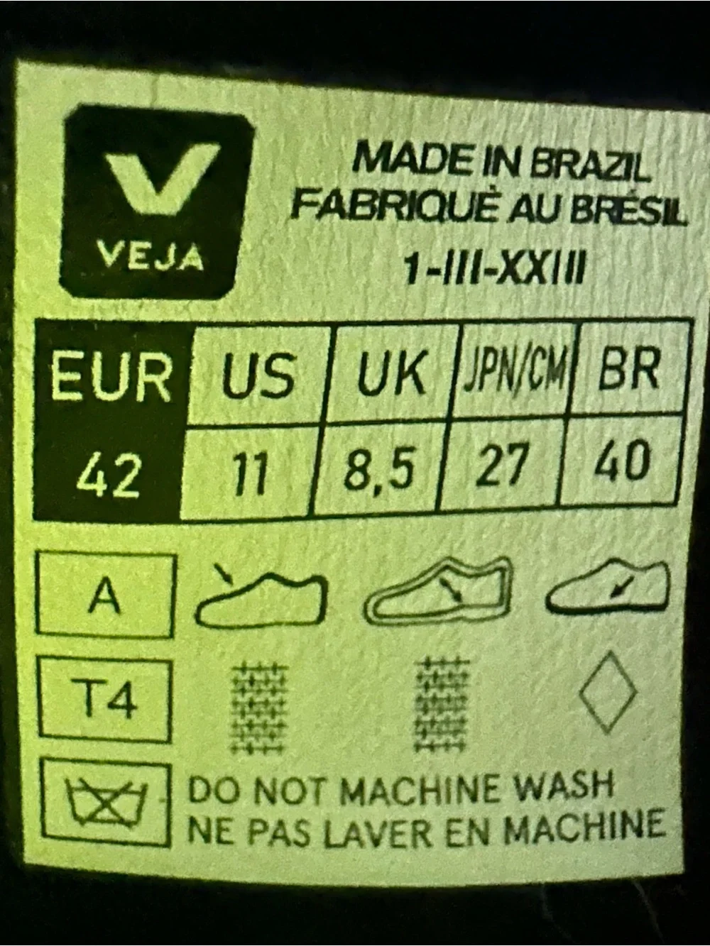 EUC Ladies Veja Black Mesh and White Sneakers